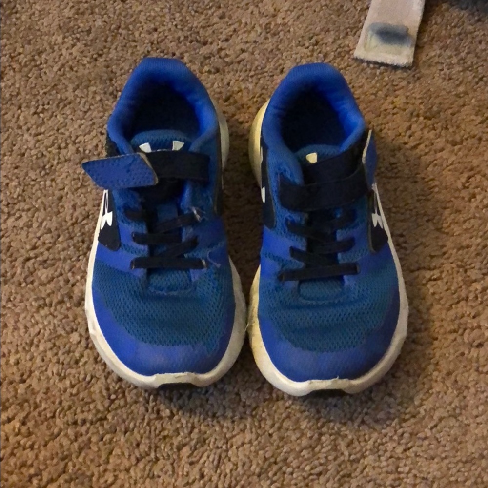 Kids under armour shoes